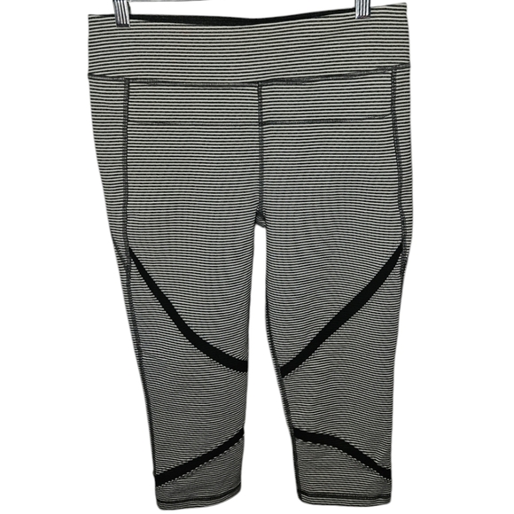 Calvin Klein Performance Quick Dry Horizontal Striped Mesh Leggings - Picture 1 of 4